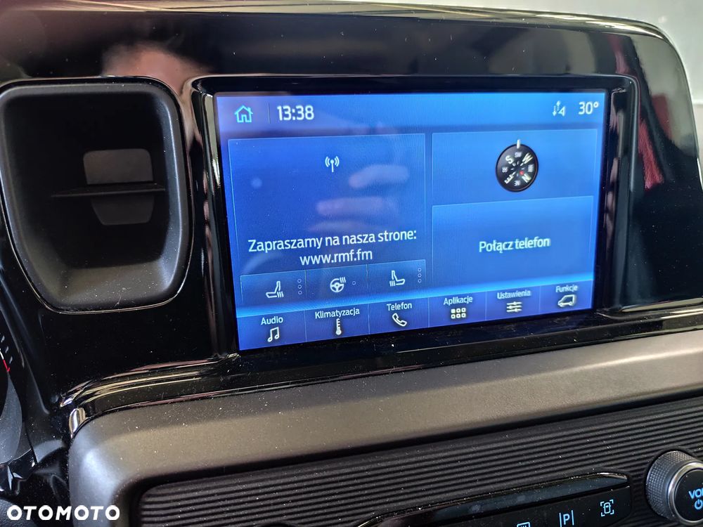 Ford Tourneo Courier 1.0 EcoBoost Titanium - 11
