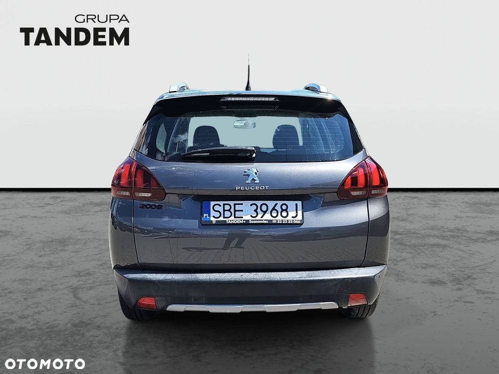 Peugeot 2008 - 6