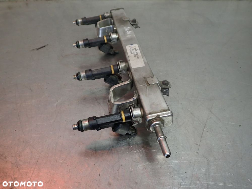 LISTWA WTRYSKOWA Z WTRYSKAMI MAZDA 6 GH - 4