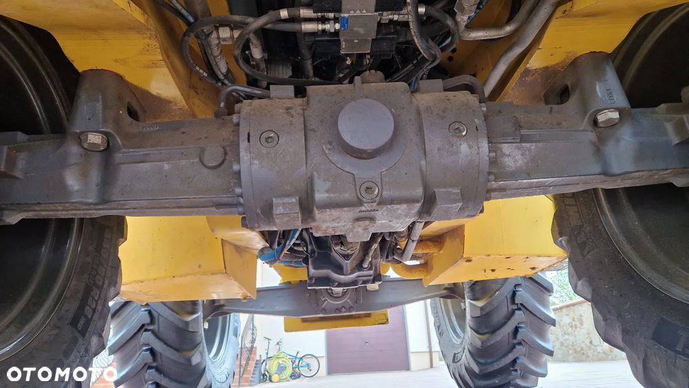 New Holland B115-B - 33