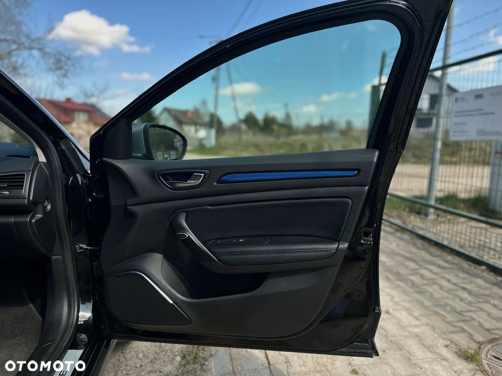 Renault Megane ENERGY dCi 130 GT LINE - 28