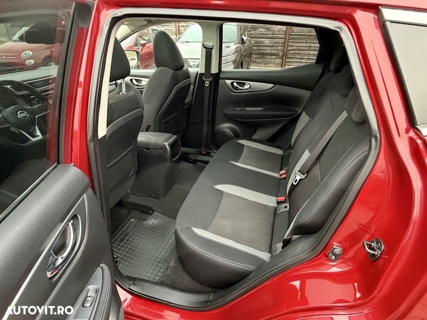 Nissan Qashqai 1.2 DIG-T Xtronic N-Connecta - 30