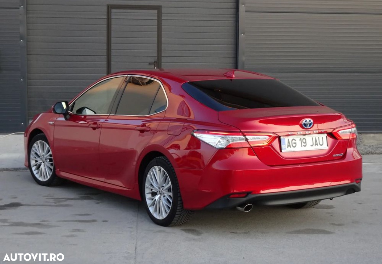 Toyota Camry 2.5 Hybrid Exclusive - 3