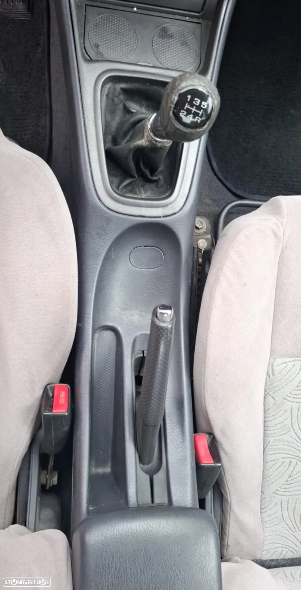 Nissan Almera 1.5 Comfort AC - 13