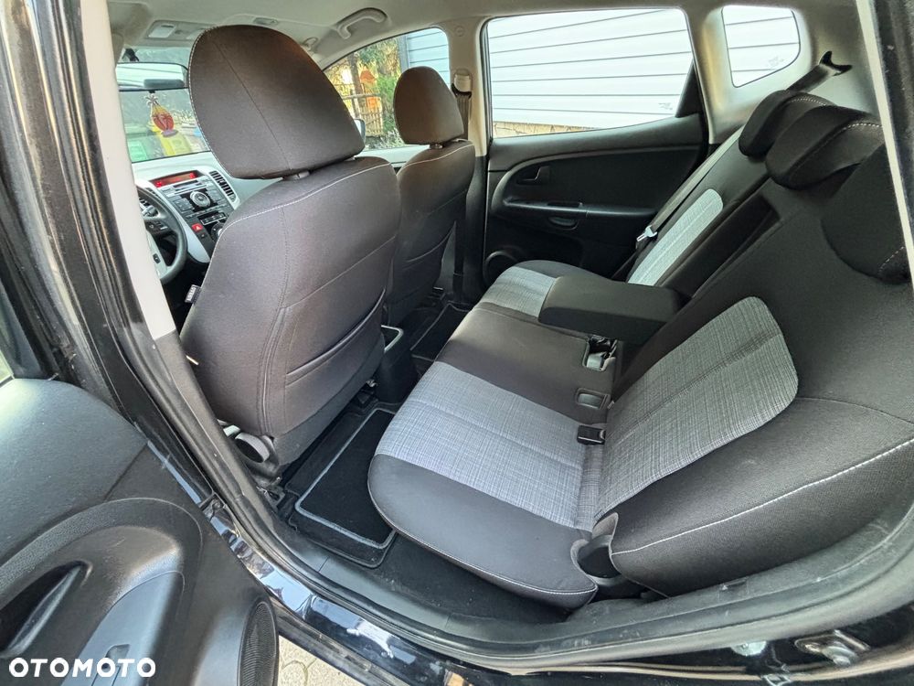 Kia Venga 1.4 CRDi 90 Attract - 8