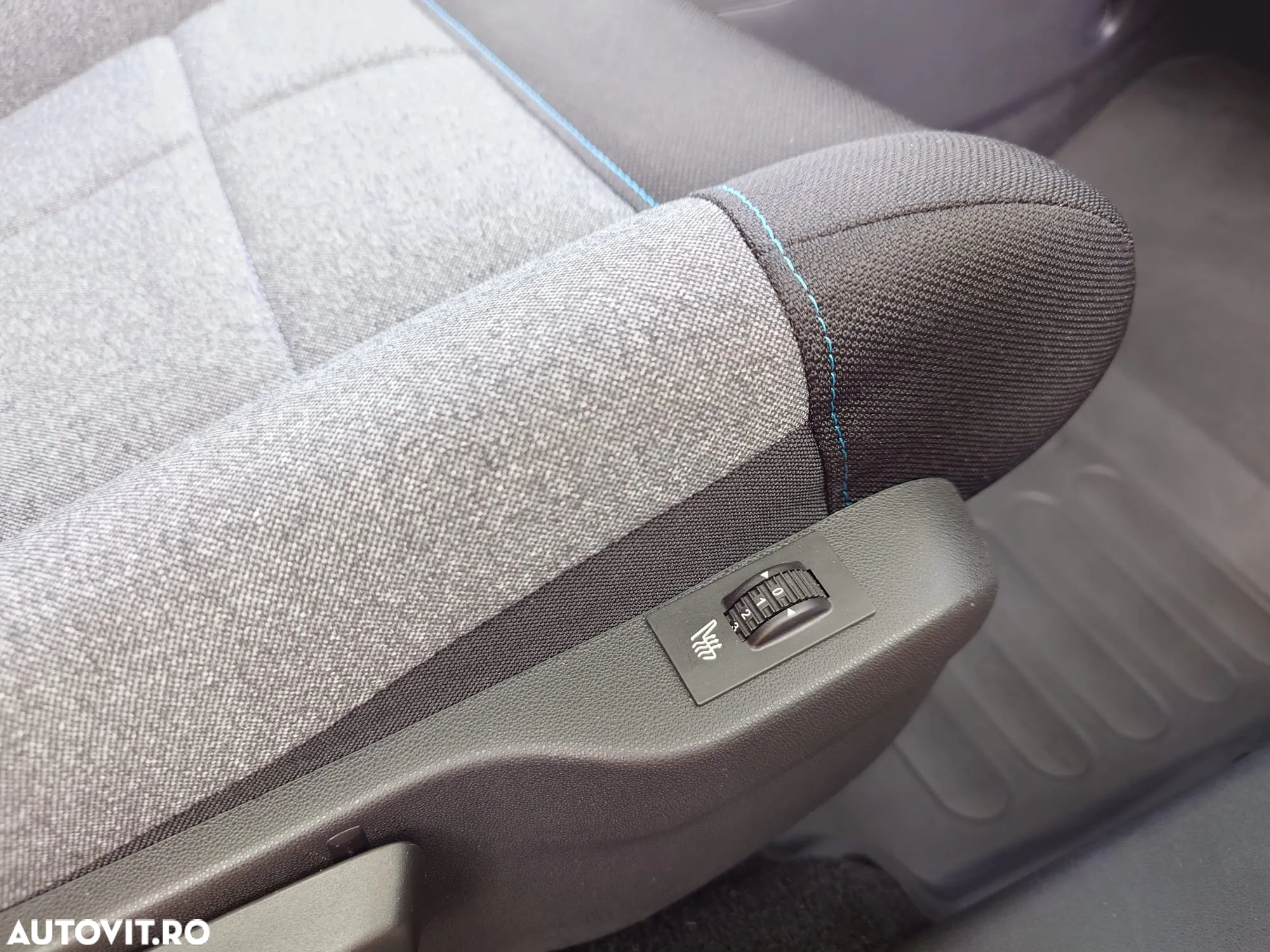 Citroën C4 Cactus Pure Tech e-THP 110 Stop&Start Shine - 9