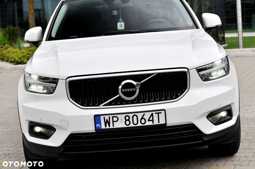 Volvo XC 40 T3 Geartronic Momentum - 8