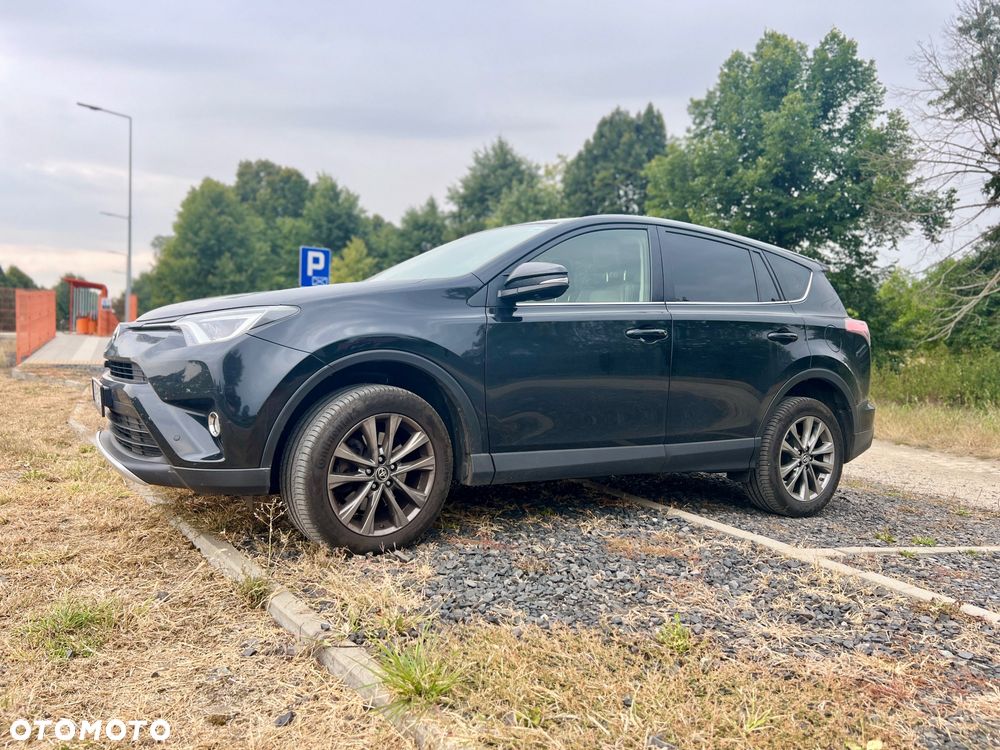 Toyota RAV4 - 4