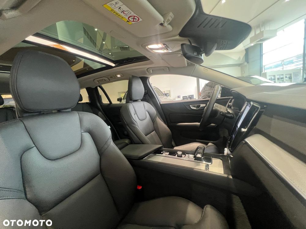 Volvo V60 B4 B Ultimate Dark - 16