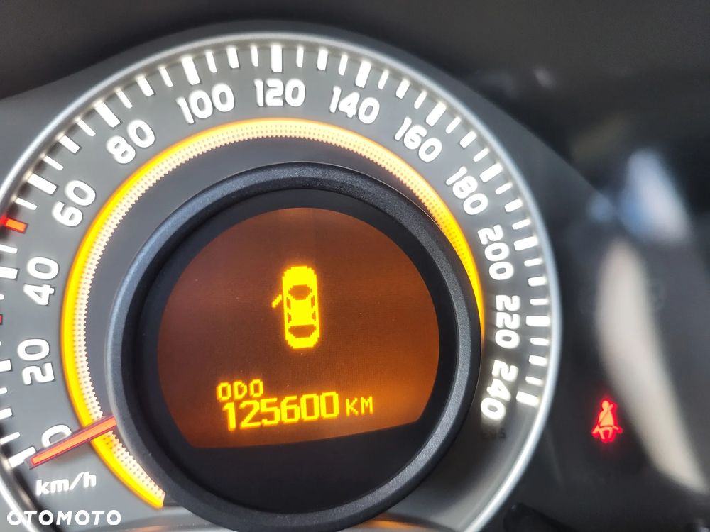 Toyota Auris 1.6 Valvematic Executive - 28