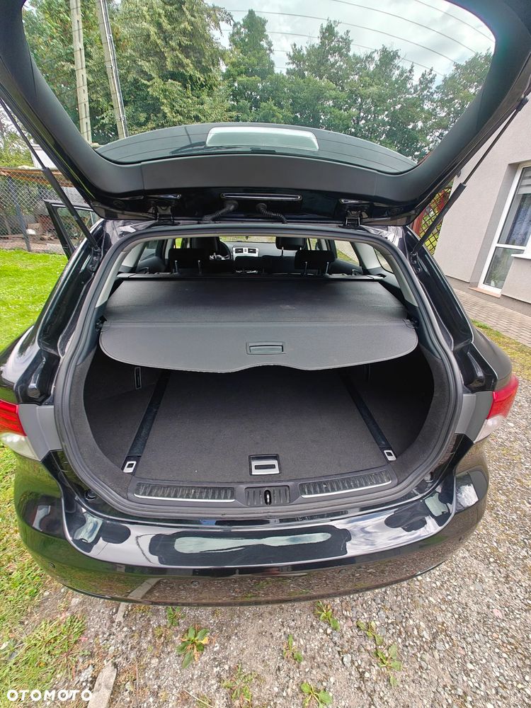 Toyota Avensis 2.0 D-4D Active - 12