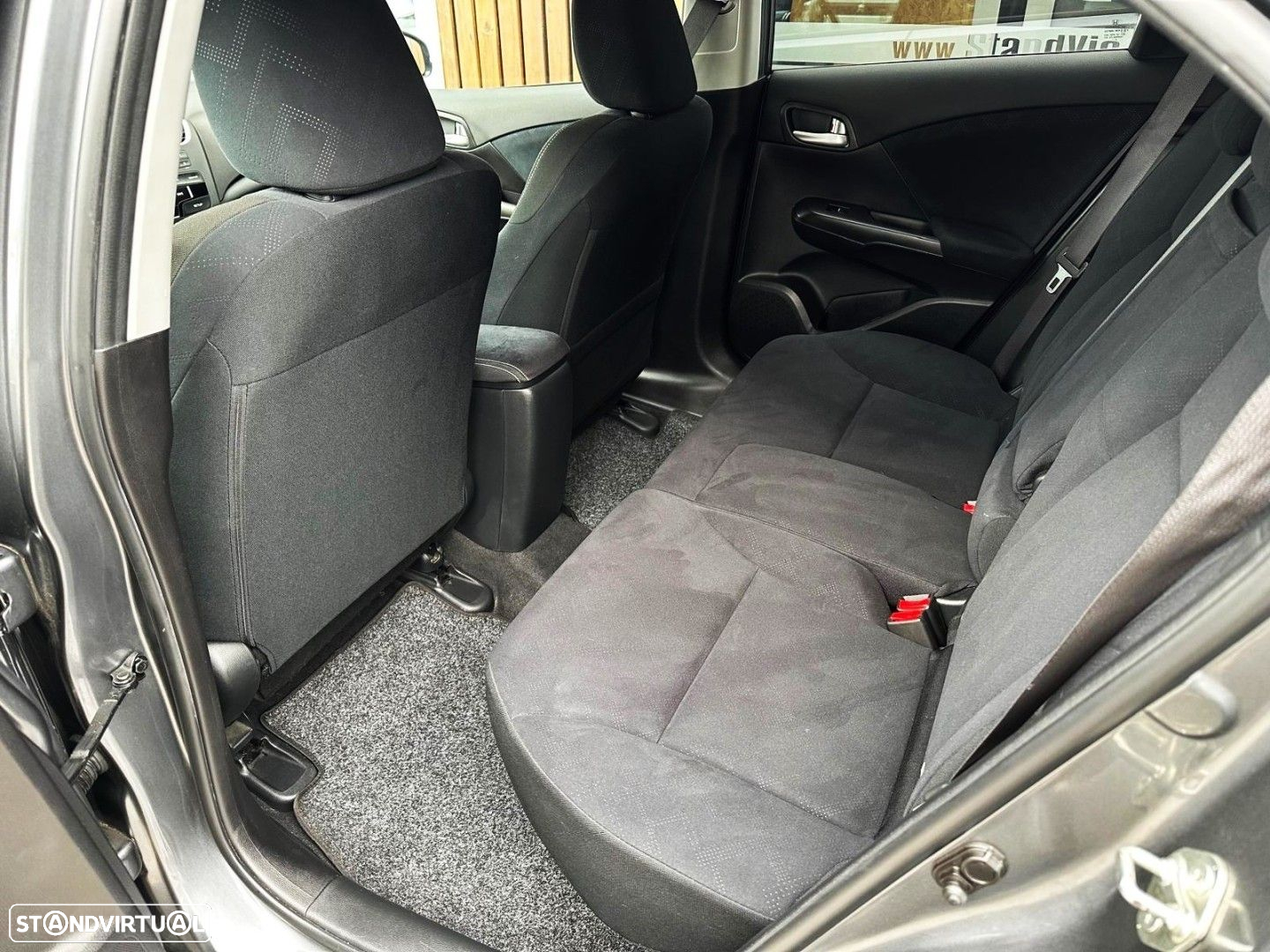 Honda Civic Tourer 1.6 i-DTEC Sport - 27