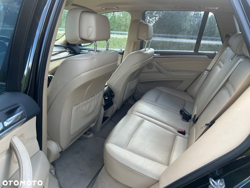 BMW X5 3.0sd xDrive - 24