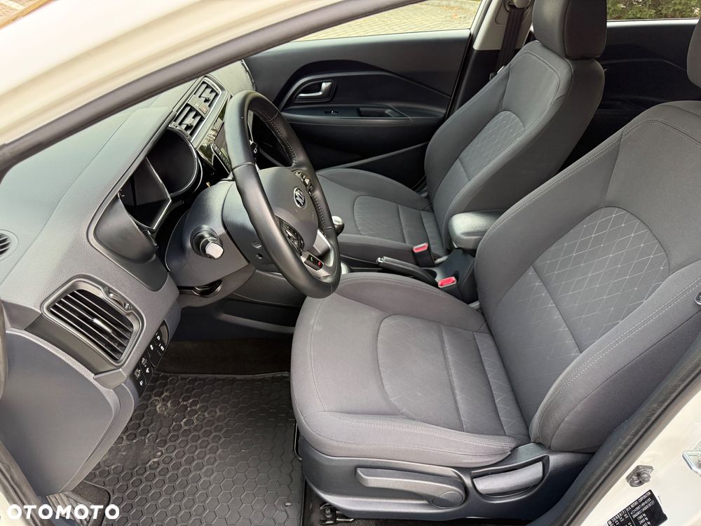 Kia Rio 1.2 Business Line - 19