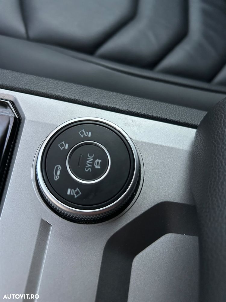 Volkswagen Touareg V6 TDI Elegance - 14