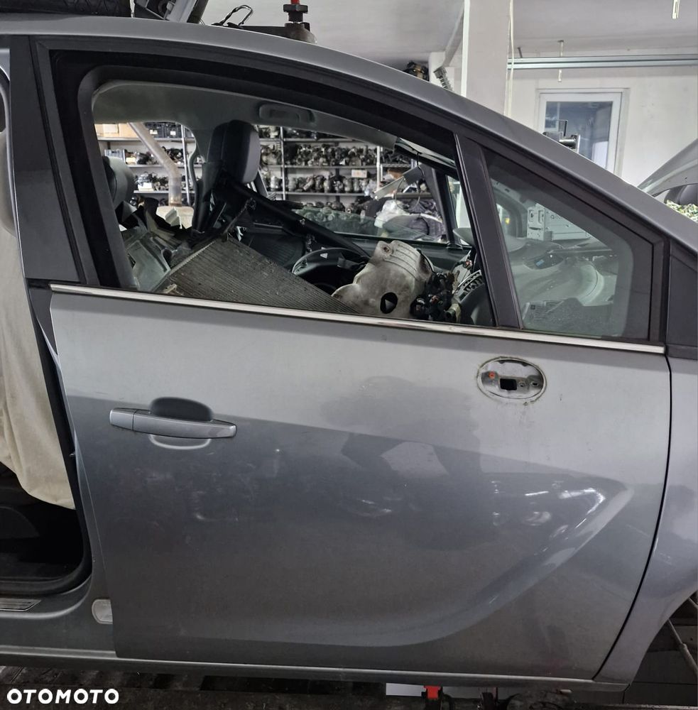Drzwi prawe przednie prawy przód Opel Meriva B II Z179 oryginał - 1