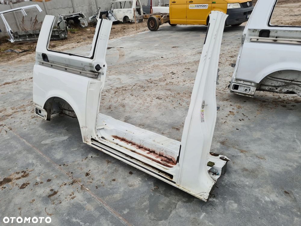 VW T5 LIFT KRÓTKI prawy bok ćwiartka klapa - 1