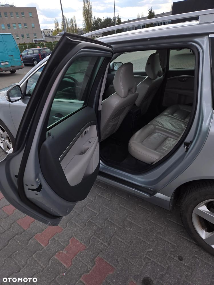Volvo V70 2.0D Momentum - 12