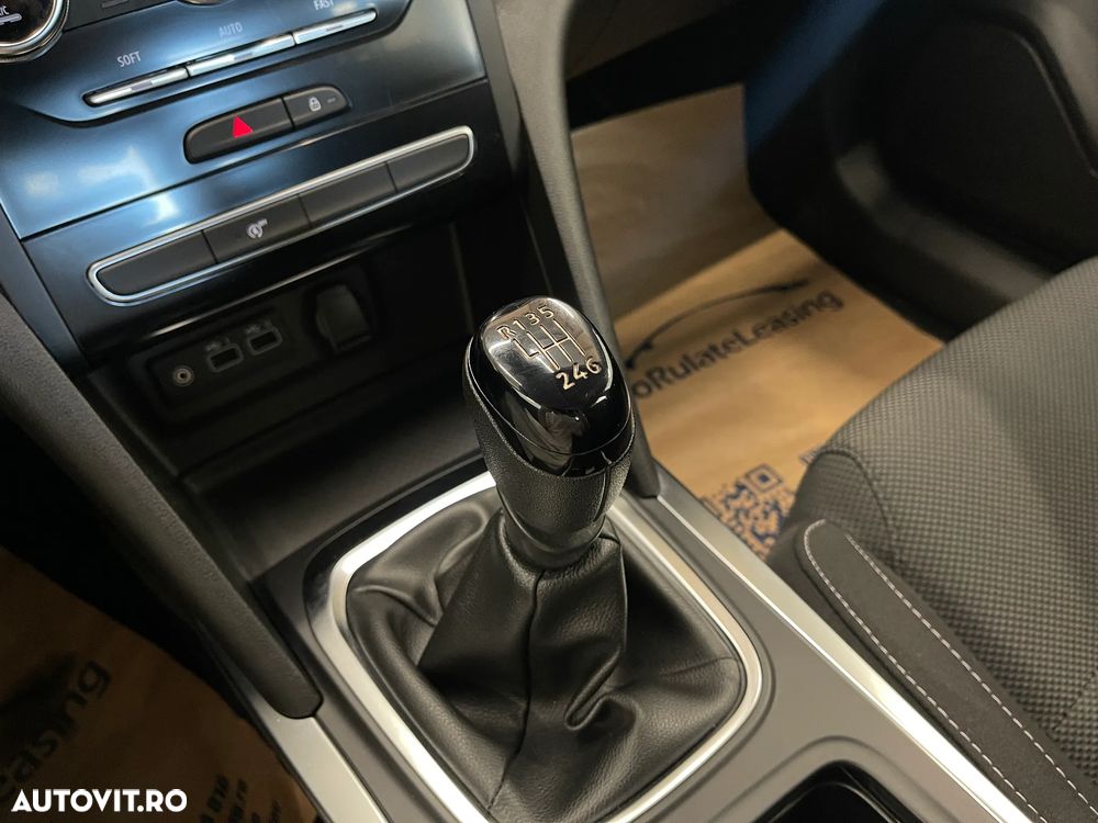 Renault Megane TCe 140 GPF Equilibre - 22