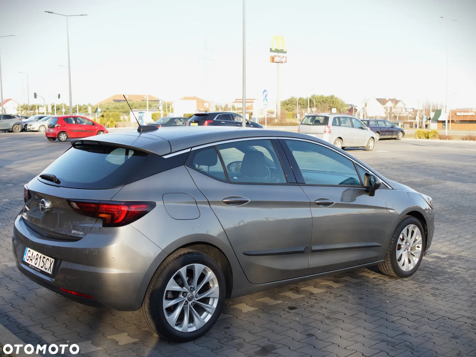Opel Astra V 1.4 T Dynamic - 3