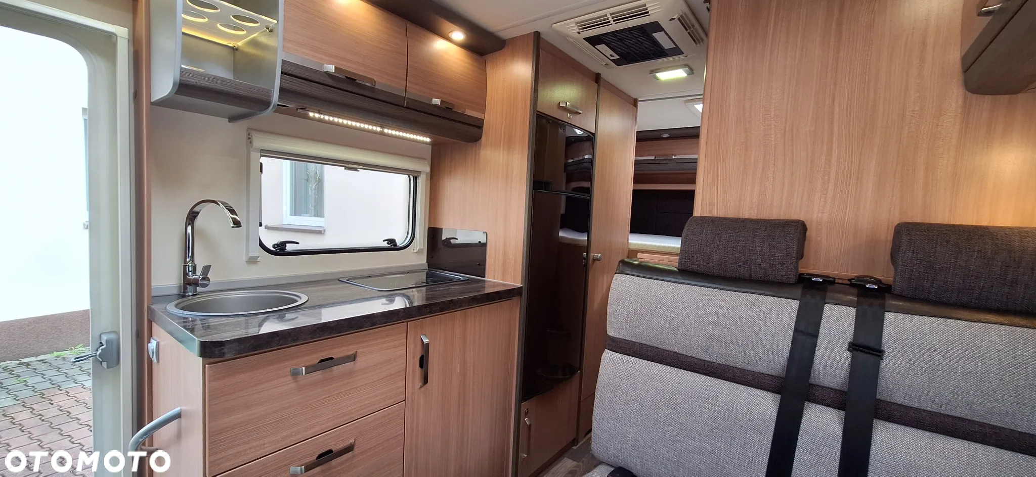 KNAUS Salon Polska, VAT 23%, Sky Traveller 650DG - 21