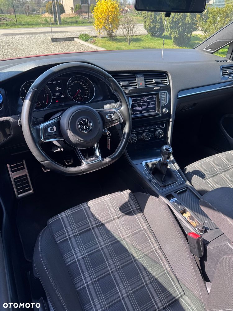 Volkswagen Golf GTD BlueMotion Technology - 8