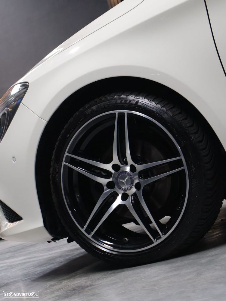 Mercedes-Benz CLA 200 d Shooting Brake Urban - 12