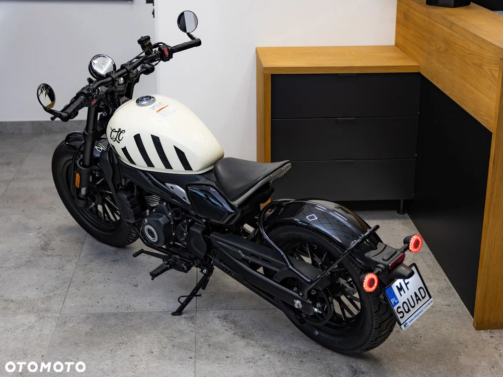 CFMoto 450CL-C Bobber - 16