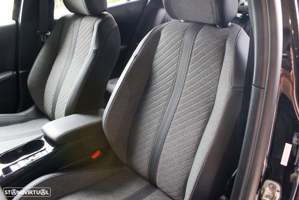 Peugeot 2008 1.2 PureTech Allure - 20