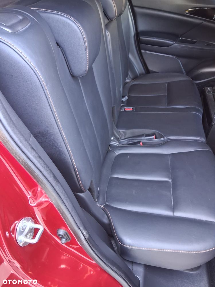 Mitsubishi Eclipse Cross - 12