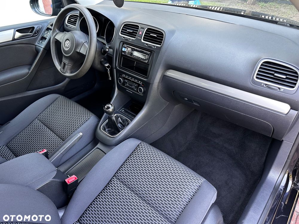 Volkswagen Golf 1.4 Style - 29
