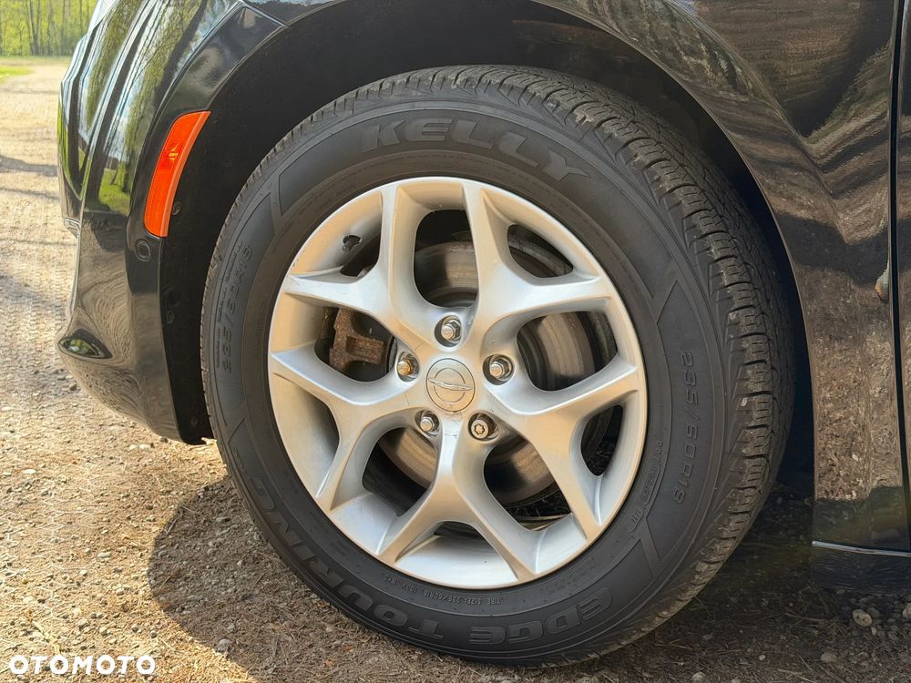 Chrysler Pacifica - 8