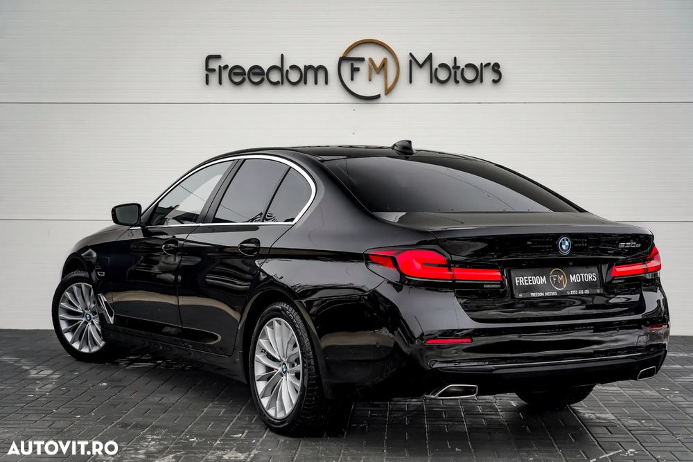 BMW Seria 5 530e Aut. Luxury Line - 8
