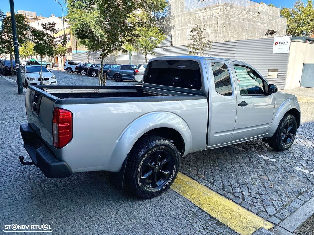 Nissan Navara 2.5 dCi CD LE - 5