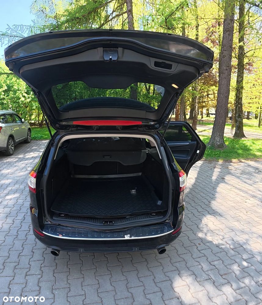 Ford Mondeo - 4