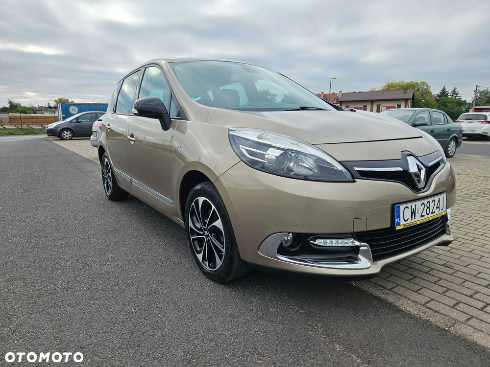 Renault Scenic ENERGY TCe 115 Bose Edition