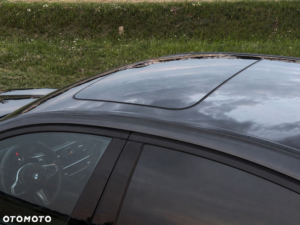 BMW Seria 5 540i M Sport sport - 23