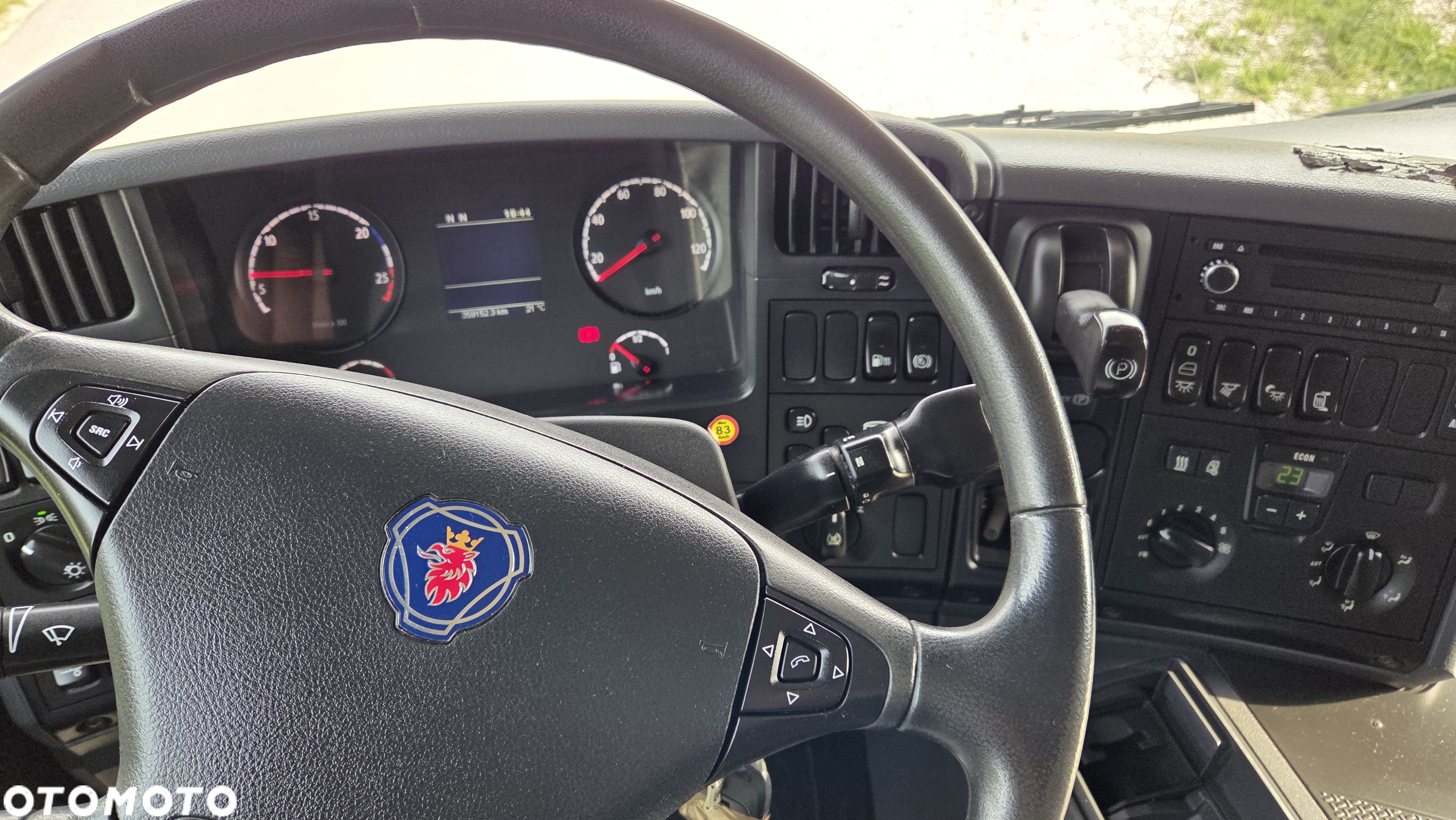 Scania P 280  izoterma 4x2 EURO 5 otwierany bok kontener - 7