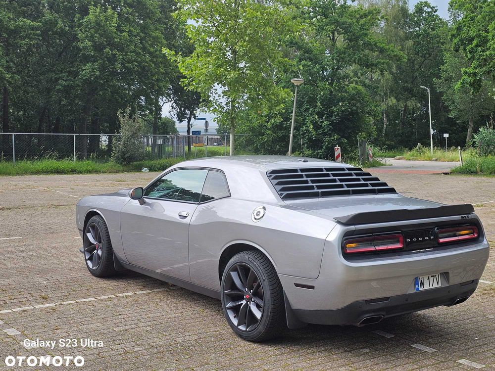 Dodge Challenger - 3