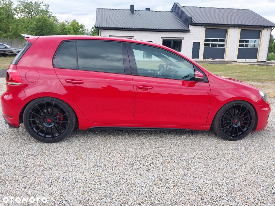 Volkswagen Golf 2.0 GTI - 12