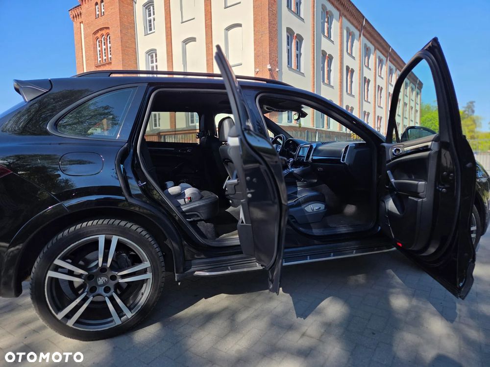 Porsche Cayenne Tiptronic S - 14