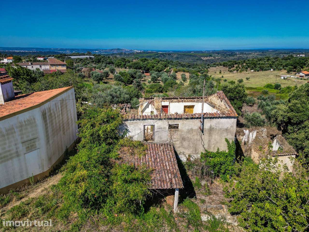 Quinta com 1.600m² de terreno, Casa com 160m2, recuperação total, Mour - Grande imagem: 4/49