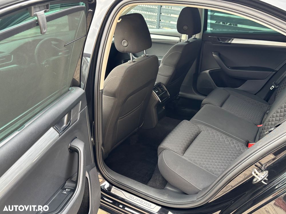 Skoda Superb 2.0 TDI DSG Ambition - 7