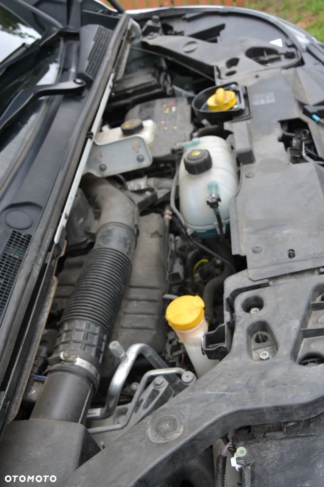 Renault Trafic 2.0 dCi - 19