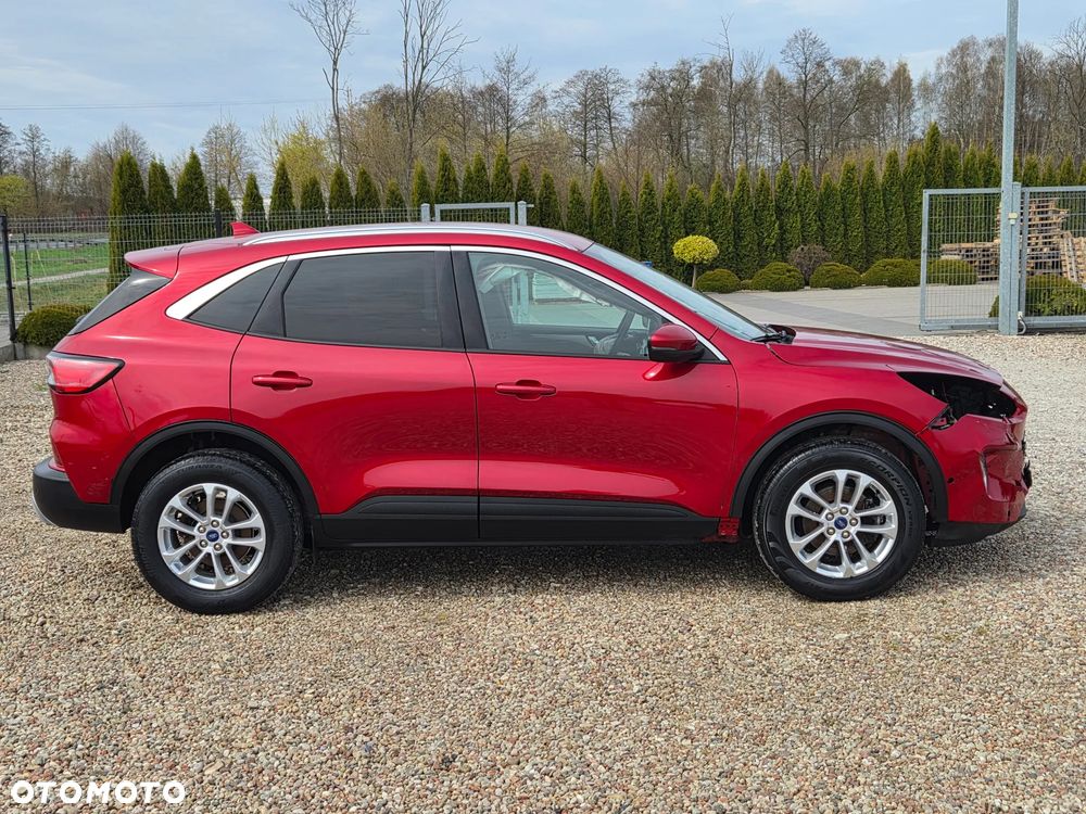 Ford Kuga 1.5 EcoBoost TITANIUM - 8