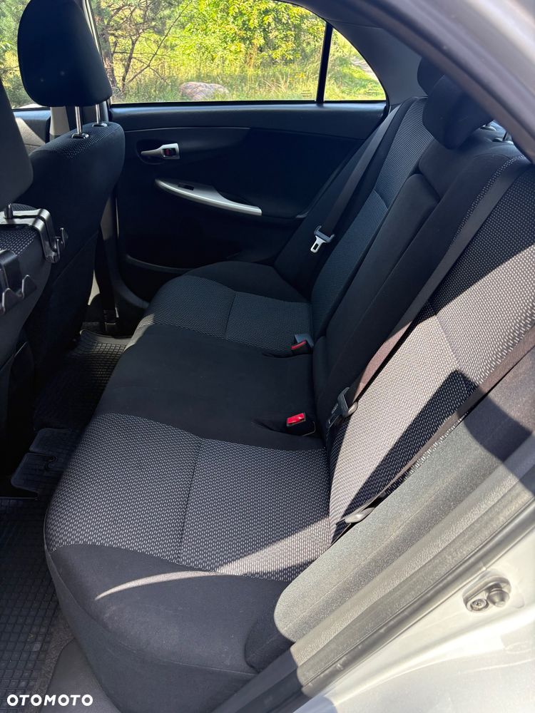 Toyota Corolla 1.4 D-4D Premium - 18