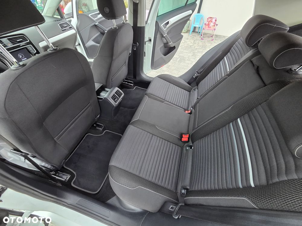 Volkswagen Golf 1.2 TSI BlueMotion Technology Cup - 11