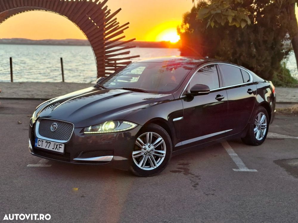Jaguar XF 2.2D - 26