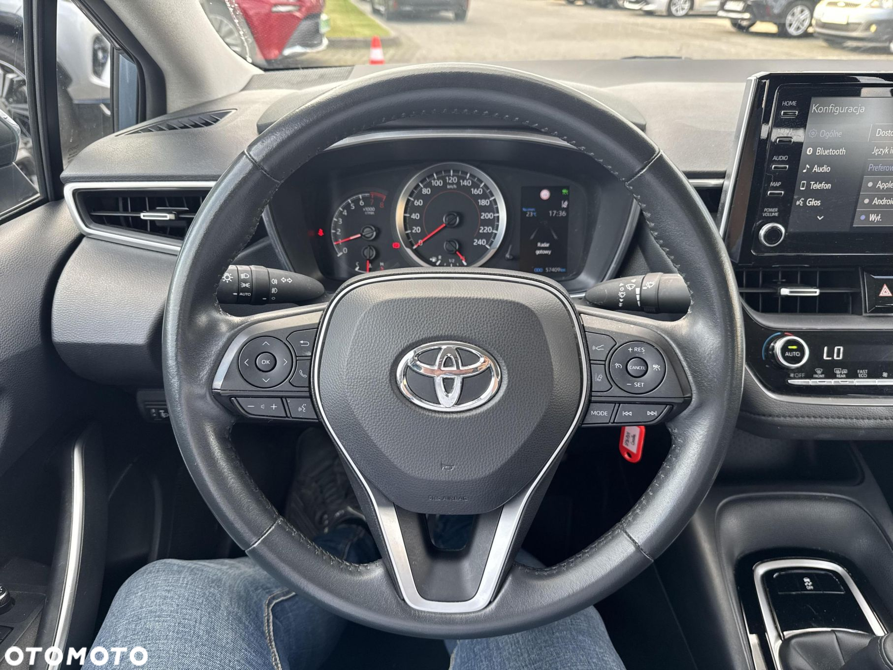 Toyota Corolla - 14