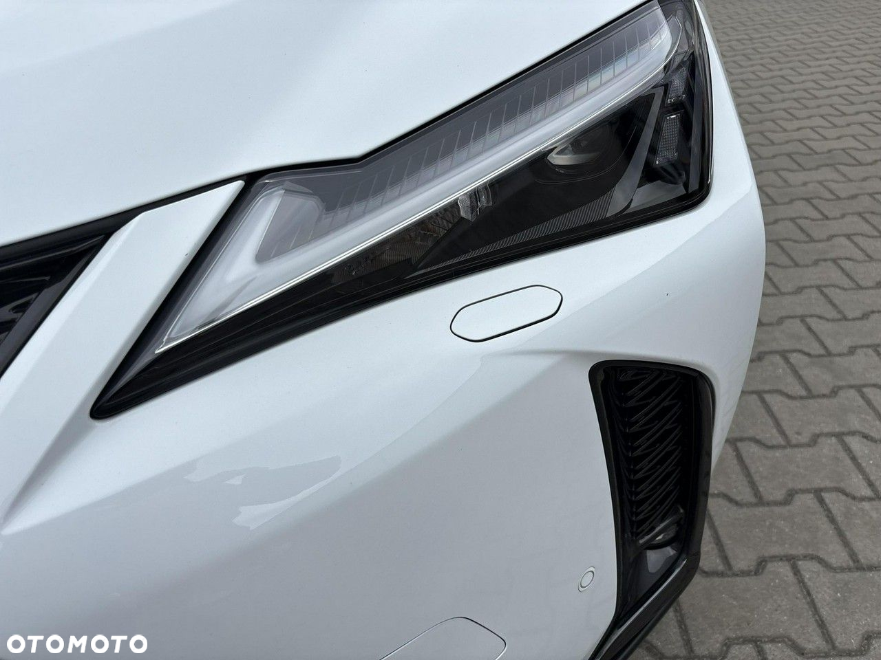 Lexus UX - 9